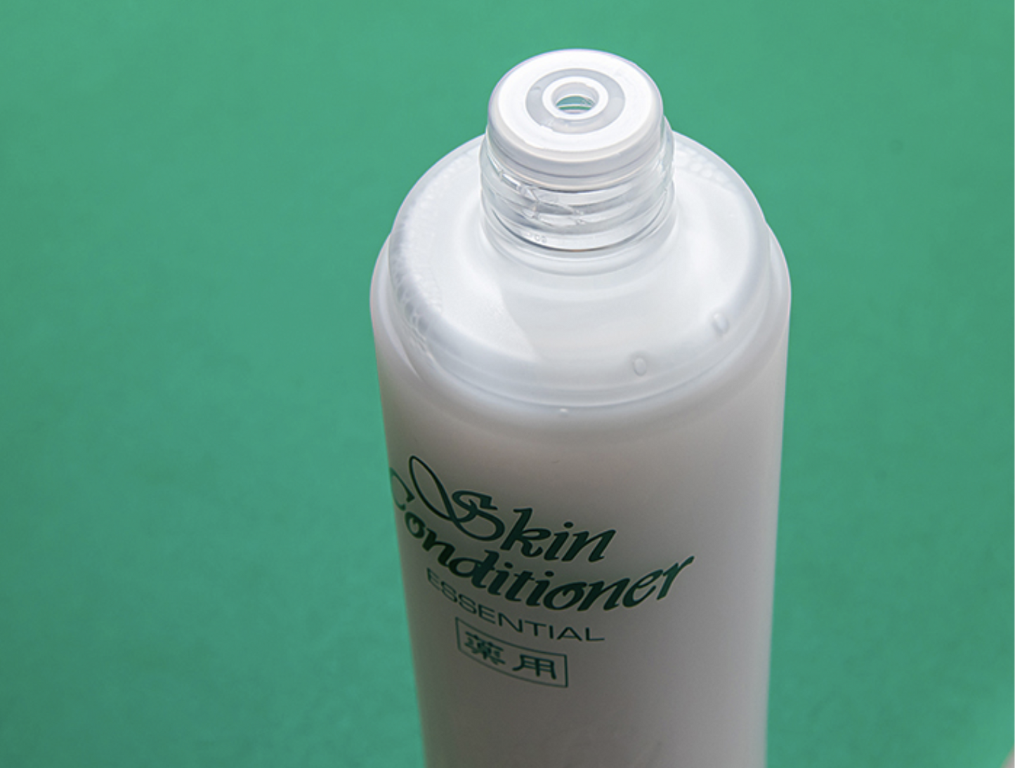 
                  
                    ALBION Skin Conditioner Essential Toner 330ml Made In Japan
                  
                