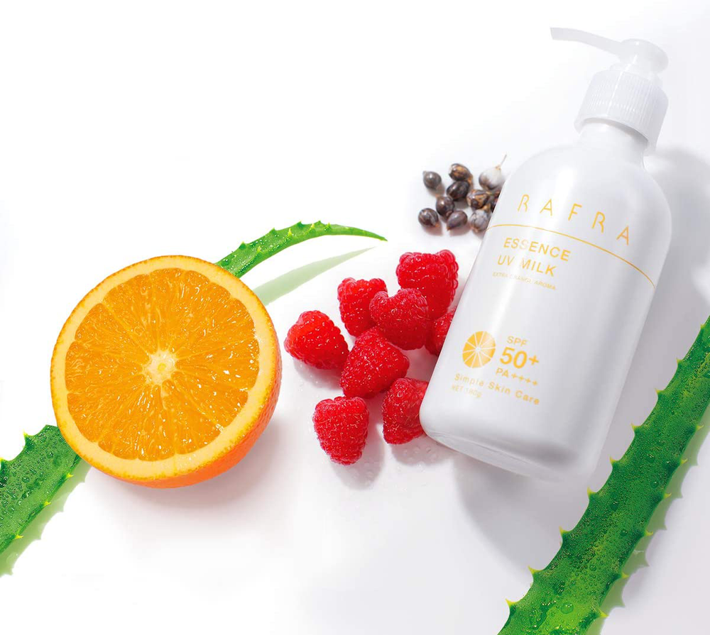 
                  
                    Japan Rafra Essence UV Milk Extra Orange Aroma SPF50+ PA++++  180g
                  
                